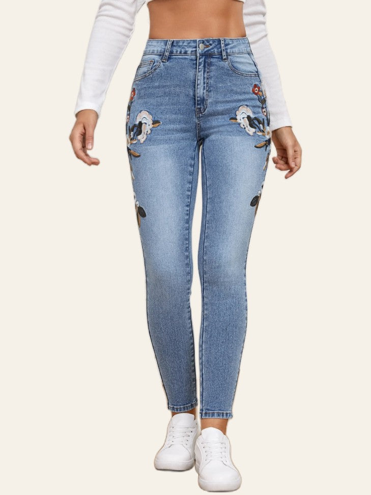 Floral-Embroidered Skinny Ankle Jeans