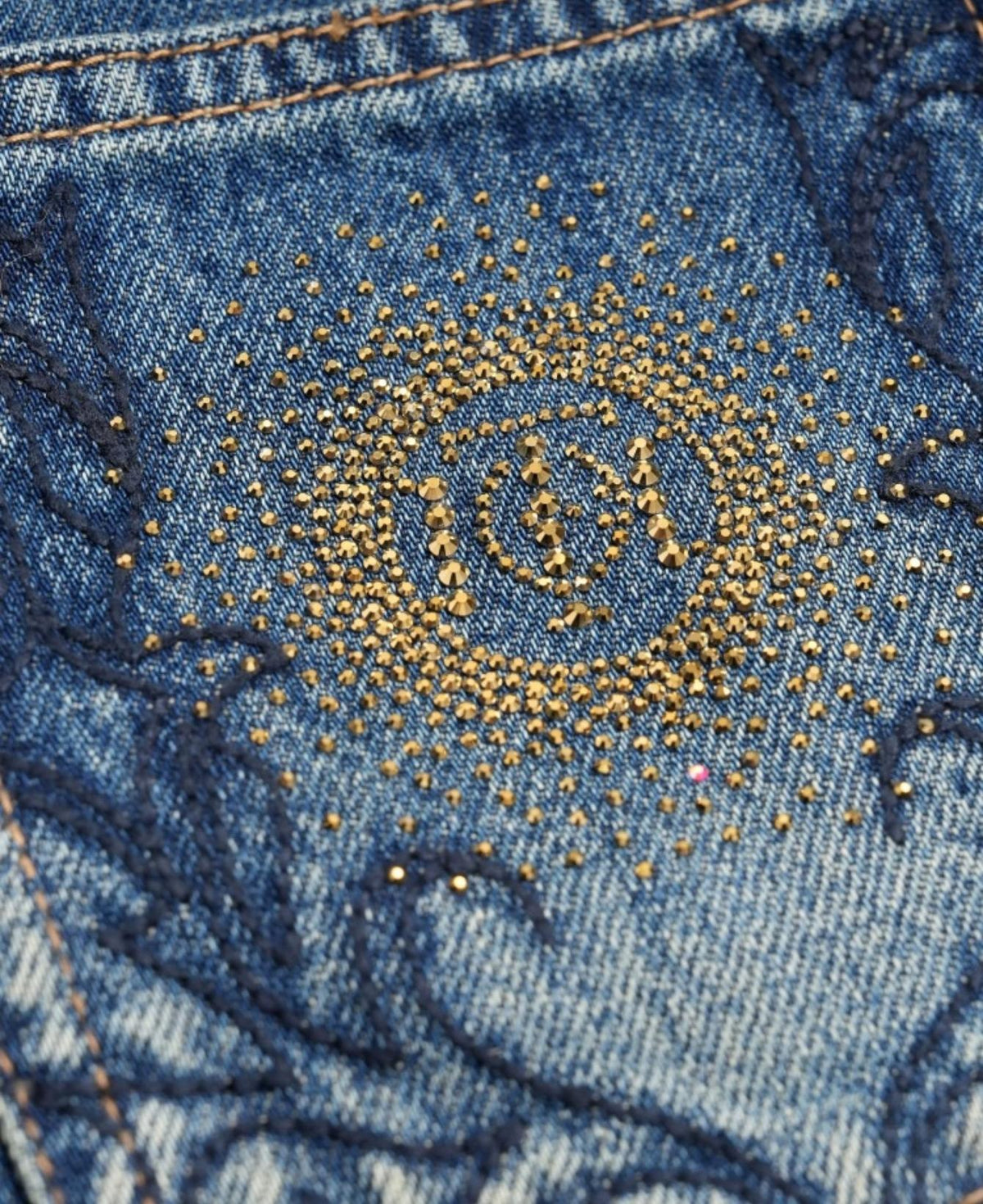 Embellished Patch-Pocket Wide-Leg Jeans