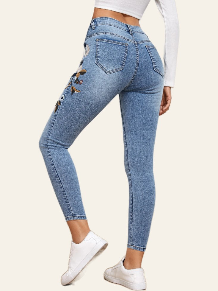 Floral-Embroidered Skinny Ankle Jeans