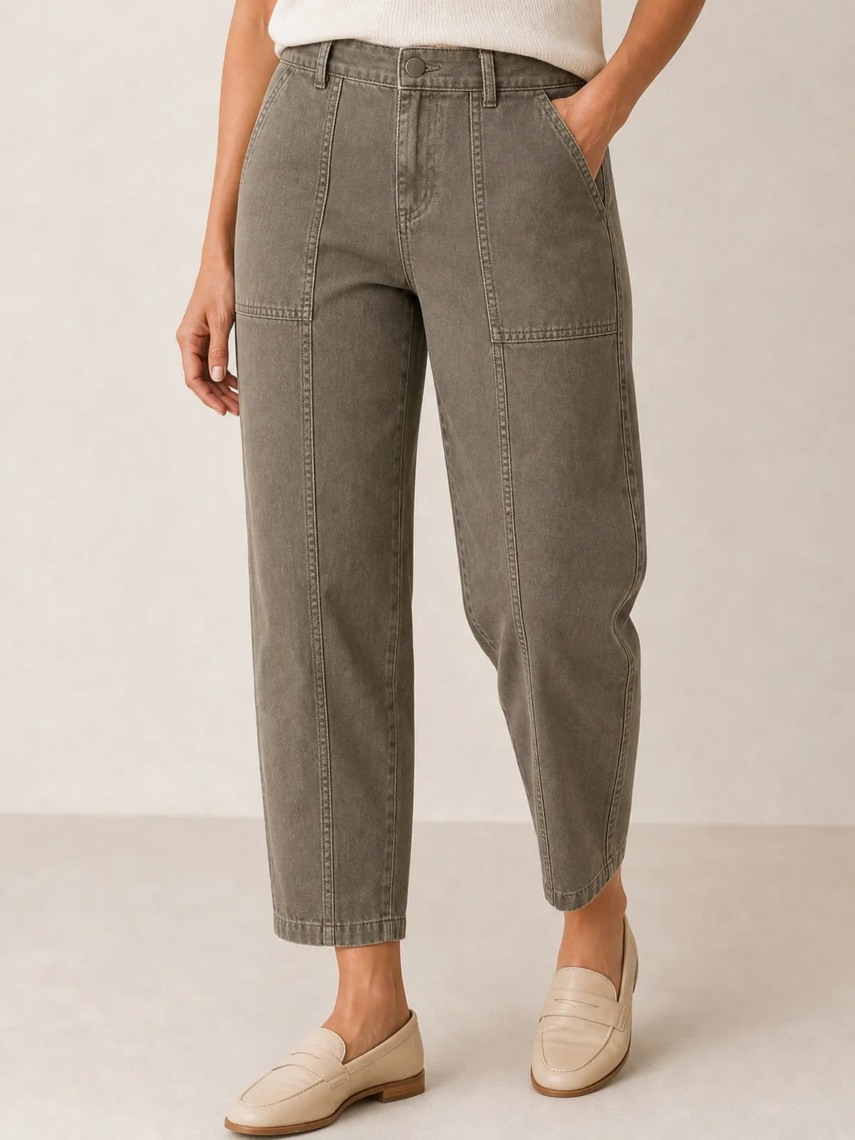 Mid-Rise Stitch Detail Barrel Crop Jeans