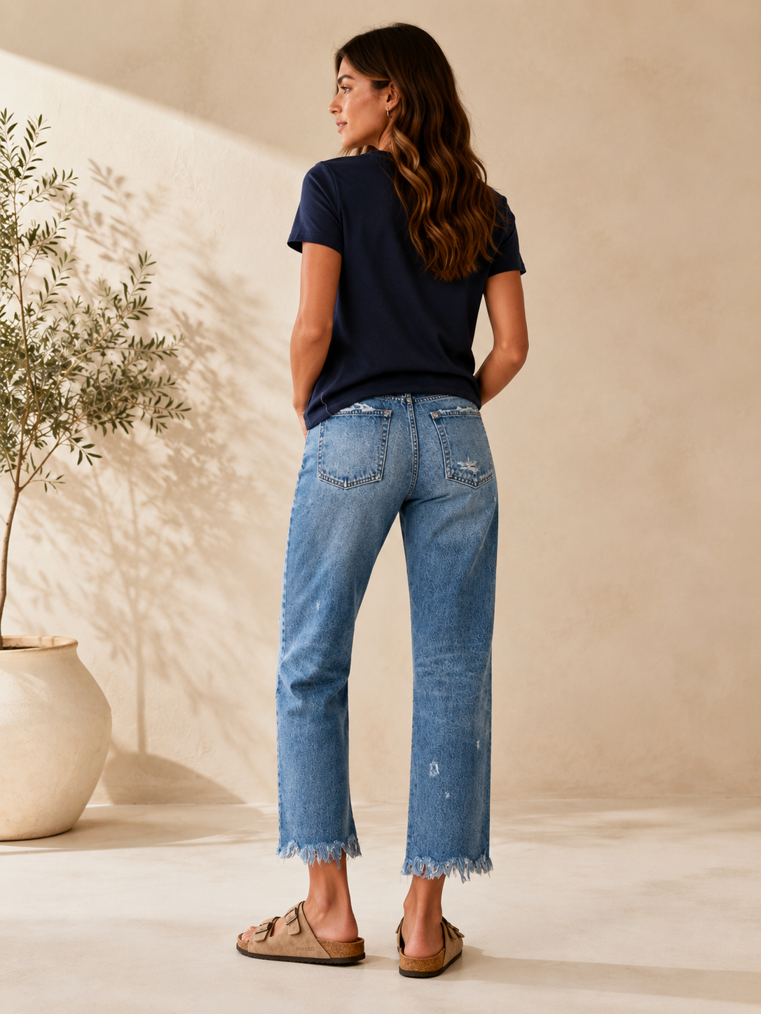Mid-Rise Light Wash Crop Straight Jeans
