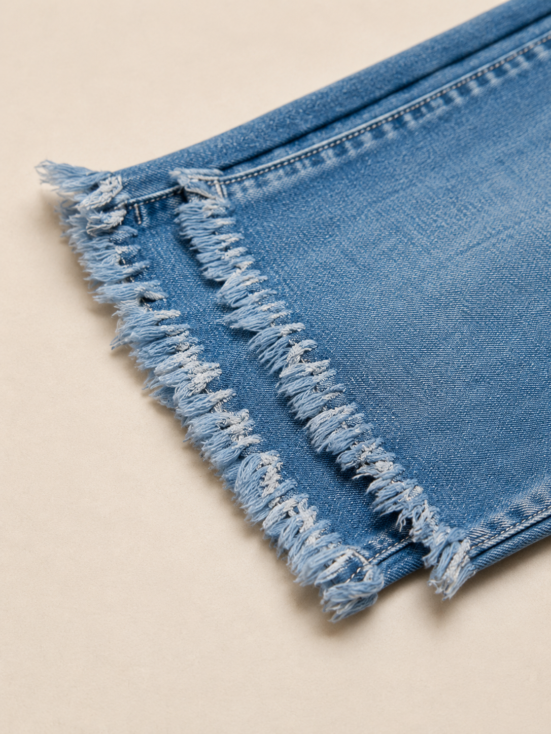 Mid-Rise Light Wash Crop Straight Jeans